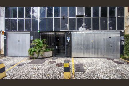 Apartamento à venda com 147m², 3 quartos e 2 vagasFachada e portaria