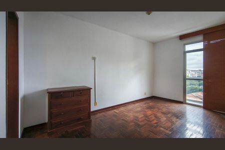Apartamento à venda com 147m², 3 quartos e 2 vagasSuíte 2