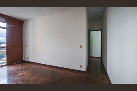 Apartamento à venda com 147m², 3 quartos e 2 vagasSuíte 2