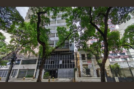 Apartamento à venda com 147m², 3 quartos e 2 vagasFachada e portaria