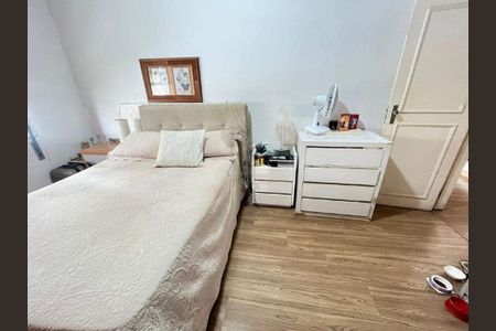Apartamento à venda com 132m², 4 quartos e 1 vaga