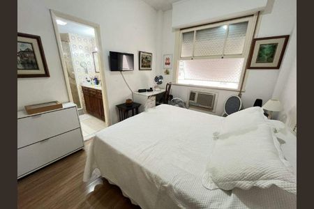 Apartamento à venda com 132m², 4 quartos e 1 vaga
