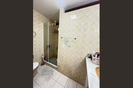 Apartamento à venda com 132m², 4 quartos e 1 vaga