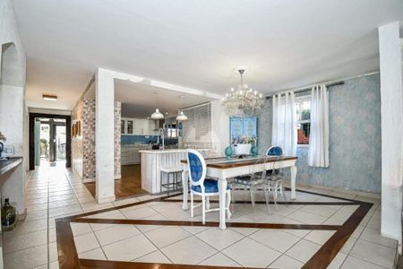 Casa à venda com 612m², 5 quartos e 5 vagas