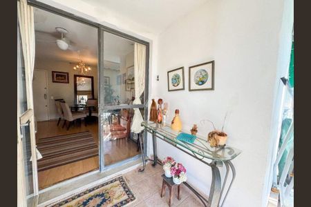 Apartamento à venda com 66m², 2 quartos e 1 vaga