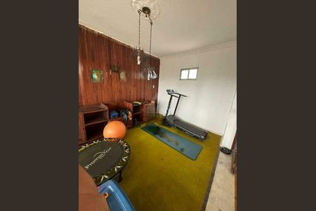 Casa à venda com 594m², 6 quartos e 5 vagas