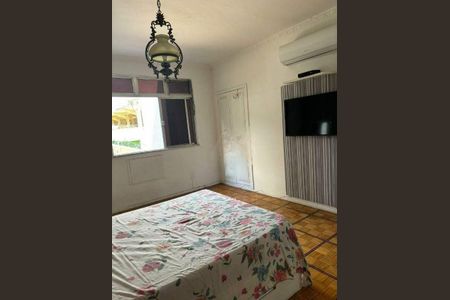 Casa à venda com 594m², 6 quartos e 5 vagas