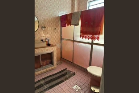 Casa à venda com 594m², 6 quartos e 5 vagas