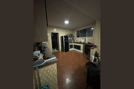 Casa à venda com 594m², 6 quartos e 5 vagas