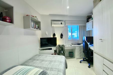 Apartamento à venda com 165m², 4 quartos e 1 vaga Apartamento à venda com 165m², 4 quartos e 1 vagaQuarto 2
