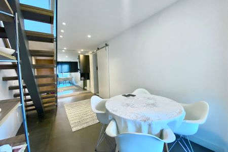Apartamento à venda com 165m², 4 quartos e 1 vaga Apartamento à venda com 165m², 4 quartos e 1 vagaSala