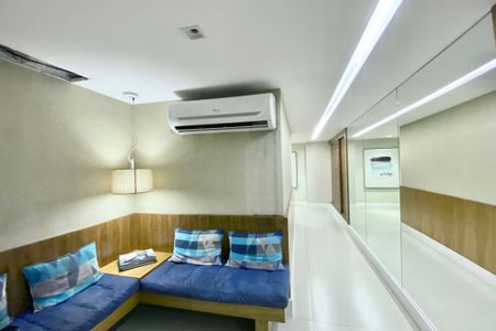 Apartamento à venda com 165m², 4 quartos e 1 vaga Apartamento à venda com 165m², 4 quartos e 1 vagaPortaria
