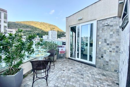 Apartamento à venda com 165m², 4 quartos e 1 vaga Apartamento à venda com 165m², 4 quartos e 1 vagaÁrea Externa