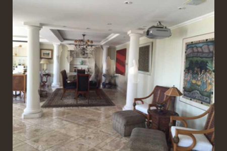 Apartamento à venda com 344m², 4 quartos e 2 vagas