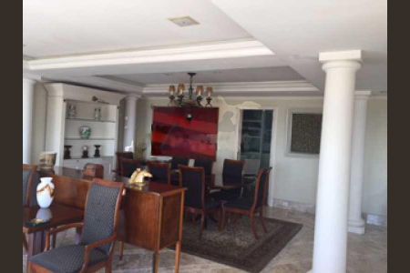 Apartamento à venda com 344m², 4 quartos e 2 vagas