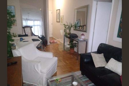 Apartamento à venda com 51m², 1 quarto e sem vaga