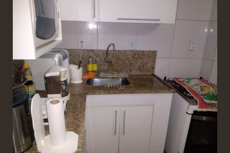 Apartamento à venda com 51m², 1 quarto e sem vaga
