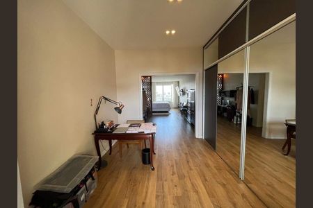 Apartamento à venda com 403m², 4 quartos e 1 vaga