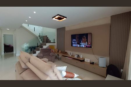 Casa à venda com 178m², 3 quartos e sem vaga