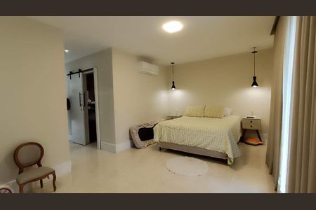 Casa à venda com 178m², 3 quartos e sem vaga