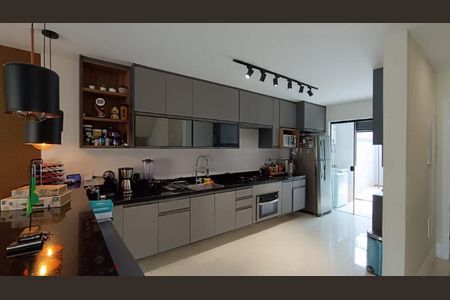 Casa à venda com 178m², 3 quartos e sem vaga