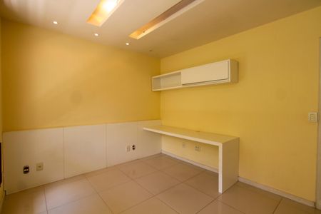 Casa à venda com 450m², 4 quartos e 5 vagas Casa à venda com 450m², 4 quartos e 5 vagasSuíte 2