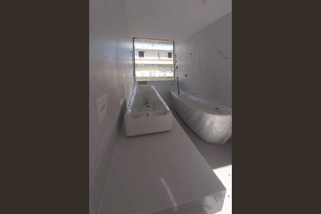 Casa à venda com 316m², 4 quartos e 2 vagas