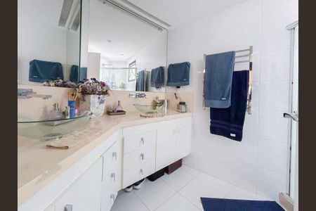 Apartamento à venda com 153m², 3 quartos e 3 vagas