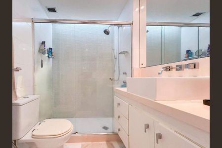 Apartamento à venda com 153m², 3 quartos e 3 vagas