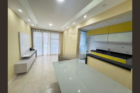 Apartamento à venda com 66m², 2 quartos e 1 vaga
