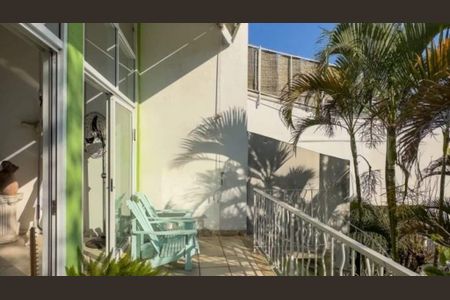 Casa à venda com 308m², 4 quartos e 3 vagas