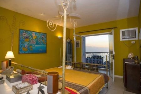 Casa à venda com 308m², 4 quartos e 3 vagas