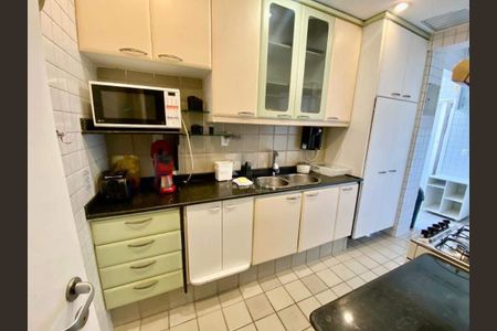 Apartamento à venda com 100m², 3 quartos e 1 vaga