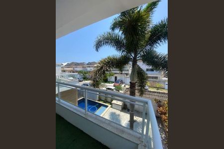 Casa à venda com 240m², 5 quartos e 1 vaga
