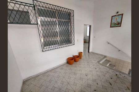 Casa à venda com 96m², 3 quartos e sem vaga