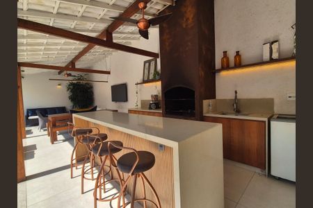 Casa à venda com 430m², 6 quartos e 3 vagas Casa à venda com 430m², 6 quartos e 3 vagasVaranda gourmet