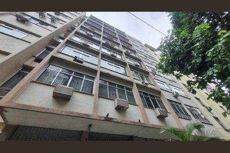 Apartamento à venda com 115m², 3 quartos e 1 vaga Apartamento à venda com 115m², 3 quartos e 1 vagaFachada