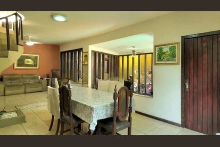 Casa à venda com 350m², 4 quartos e 3 vagas