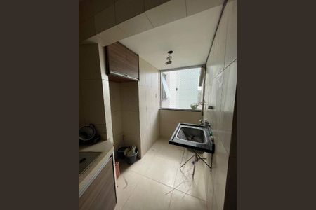Apartamento à venda com 68m², 2 quartos e 1 vaga