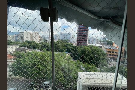 Apartamento à venda com 68m², 2 quartos e 1 vaga
