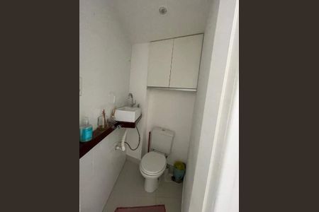Apartamento à venda com 68m², 2 quartos e 1 vaga