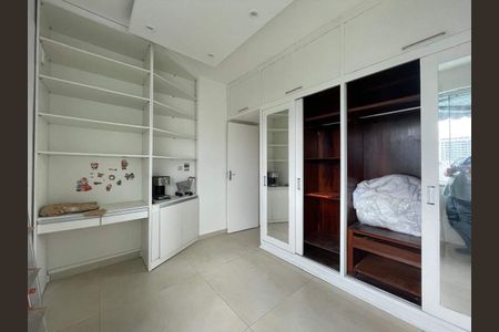 Apartamento à venda com 68m², 2 quartos e 1 vaga