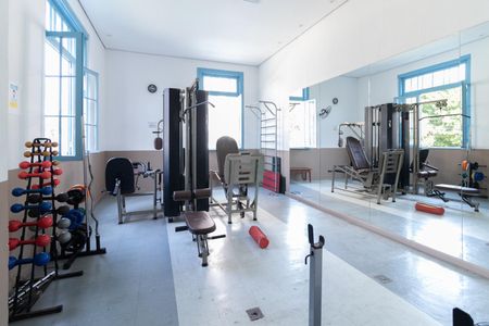 Apartamento à venda com 72m², 2 quartos e 2 vagas Apartamento à venda com 72m², 2 quartos e 2 vagasÁrea comum - Academia