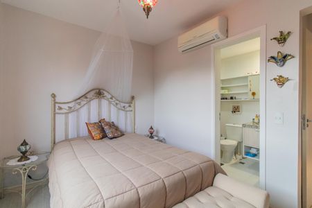 Apartamento à venda com 72m², 2 quartos e 2 vagas Apartamento à venda com 72m², 2 quartos e 2 vagasSuíte