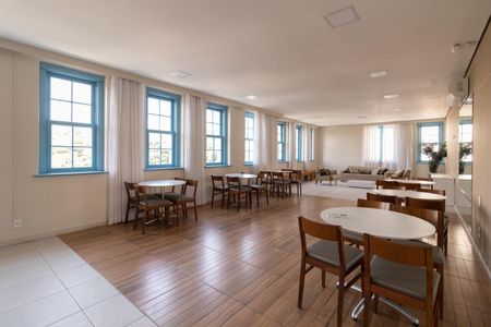 Apartamento à venda com 72m², 2 quartos e 2 vagas Apartamento à venda com 72m², 2 quartos e 2 vagasÁrea comum - Salão de festas