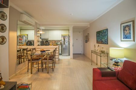 Apartamento à venda com 72m², 2 quartos e 2 vagas Apartamento à venda com 72m², 2 quartos e 2 vagasSala