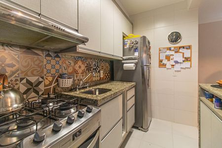 Apartamento à venda com 72m², 2 quartos e 2 vagas Apartamento à venda com 72m², 2 quartos e 2 vagasCozinha