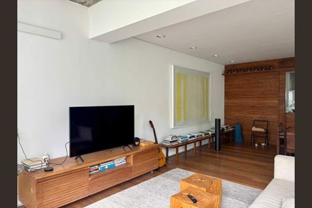 Apartamento à venda com 331m², 3 quartos e 1 vaga