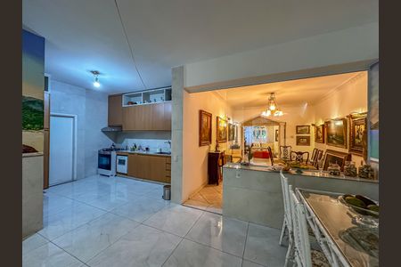 Apartamento à venda com 170m², 3 quartos e sem vaga