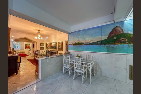 Apartamento à venda com 170m², 3 quartos e sem vaga